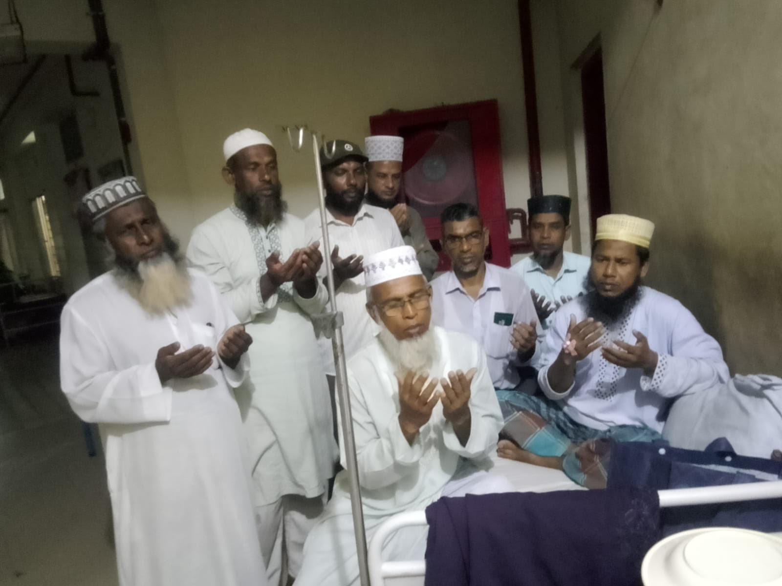 অসুস্থ আজহারুল ইসলামের খোজ খবর নিলেন জামায়াত নেতারা