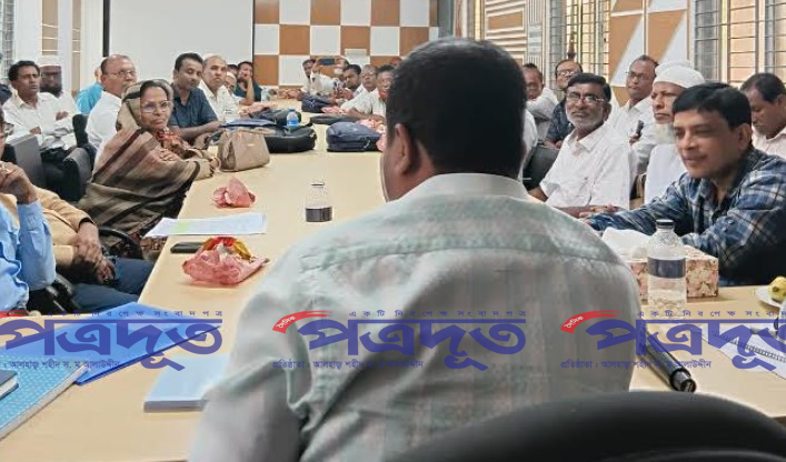 আশাশুনিতে এসএসসি ও দাখিল পরীক্ষা নিয়ে কেন্দ্র সচিবদের সভা