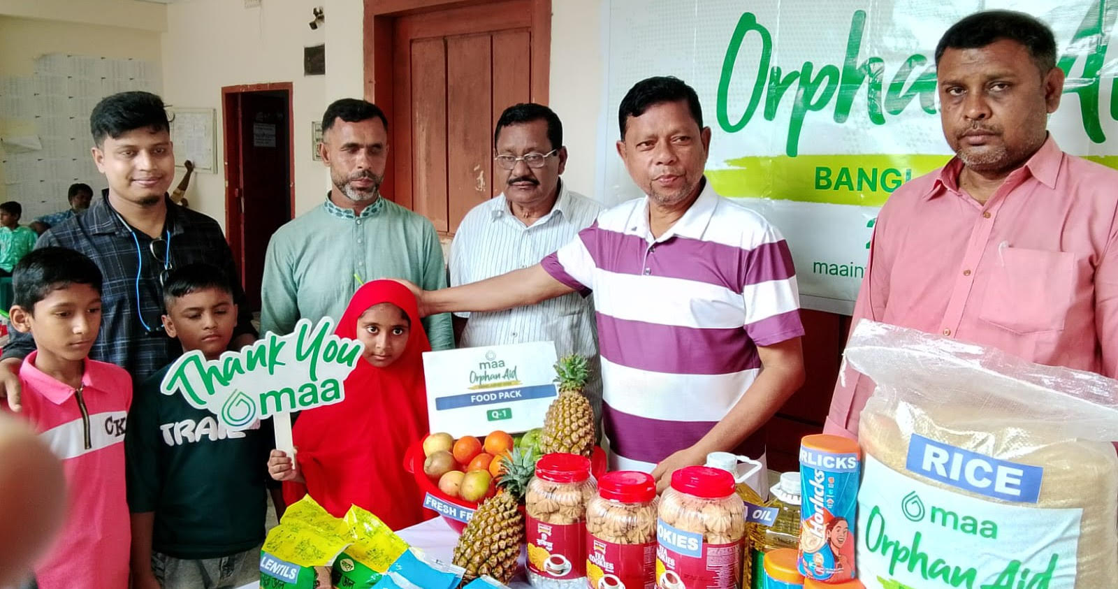 দেবহাটায় ২৫ এতিম শিশুর পাশে ইমপ্যাক্ট ইনিশিয়েটিভ