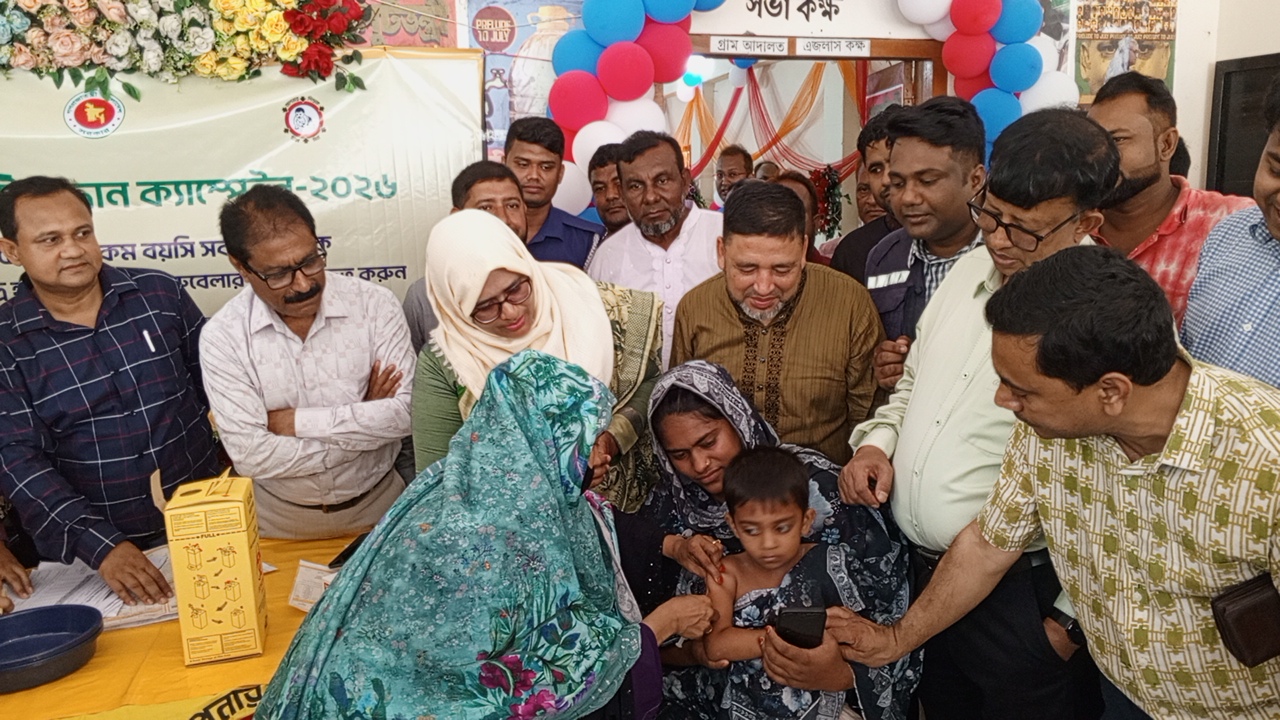 সাতক্ষীরায় হাম-রুবেলা টিকাদান ক্যাম্পেইন-২০২৬ এর উদ্বোধন