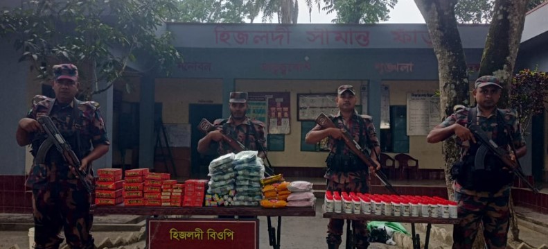 সীমান্তে ৩৩ বিজিবি’র অভিযানে বিপুল পরিমাণ ভারতীয় ঔষধ ও মালামাল আটক