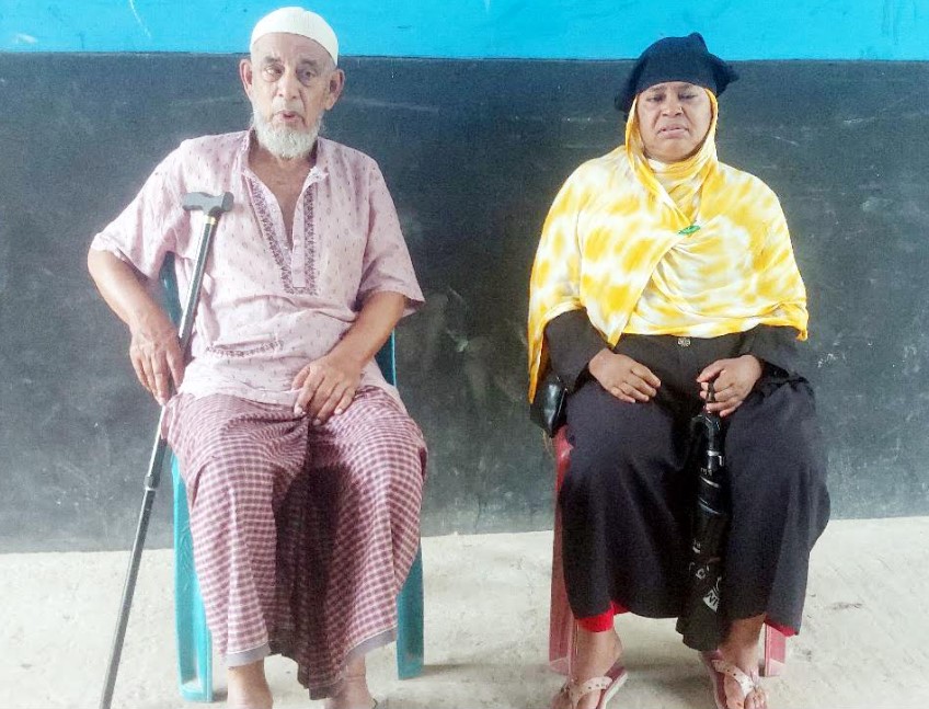 নিজ বাড়িতেই ঠাঁই নেই সাবেক জেলা শিক্ষা কর্মকর্তার