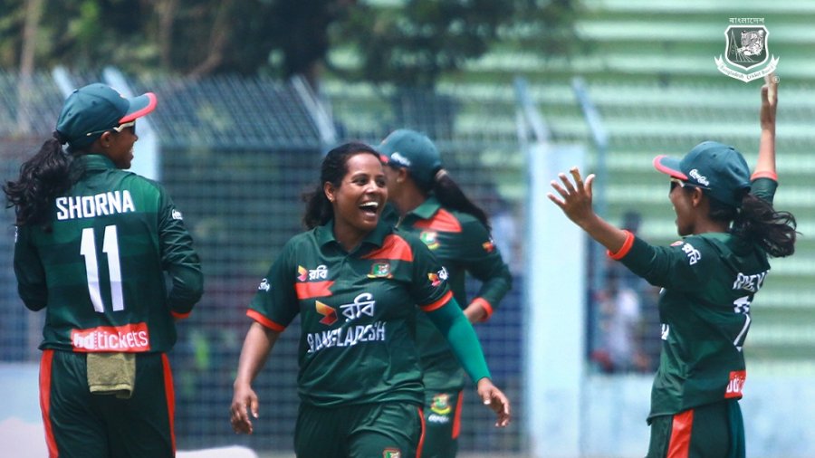 রাজশাহীর অভিষেক ম্যাচে জয়ে শুরু নিগারদের