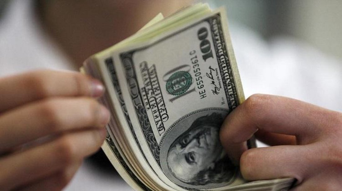 ১৯ দিনেই রেমিট্যান্স ছাড়ালো ২ বিলিয়ন ডলার