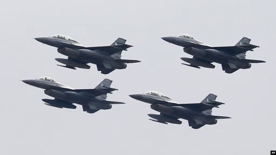 সৌদি আরবে পাকিস্তানি যুদ্ধবিমান মোতায়েন কীসের ইঙ্গিত