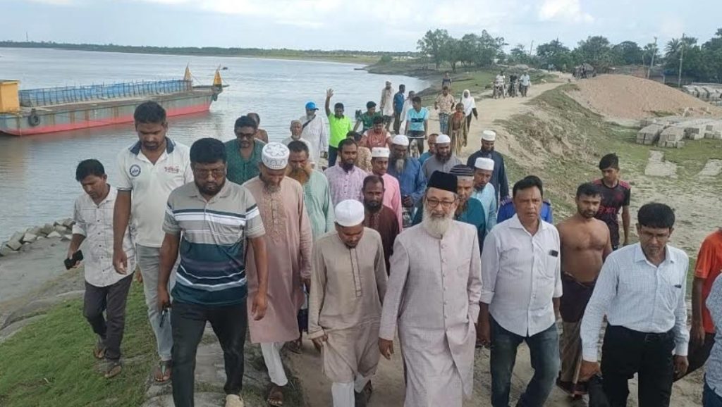 ১০টি পয়েন্টে টেকসই বেড়িবাঁধের দাবিতে সাংসদের ডিও লেটার