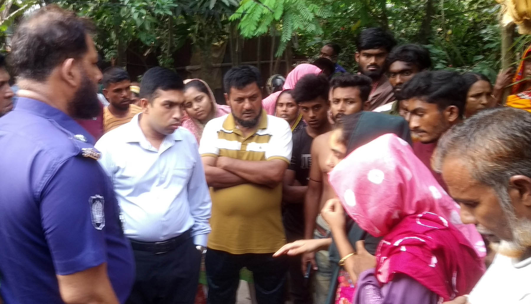 বালতির পানিতে চুবিয়ে ৭ বছরের শিশু হত্যার অভিযোগ