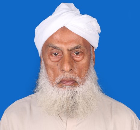 আদালতের রায় পাওয়ার পরও জমির দখল পেতে আদালত পাড়ায় ঘুরছেন বৃদ্ধ সামছুল কবীর
