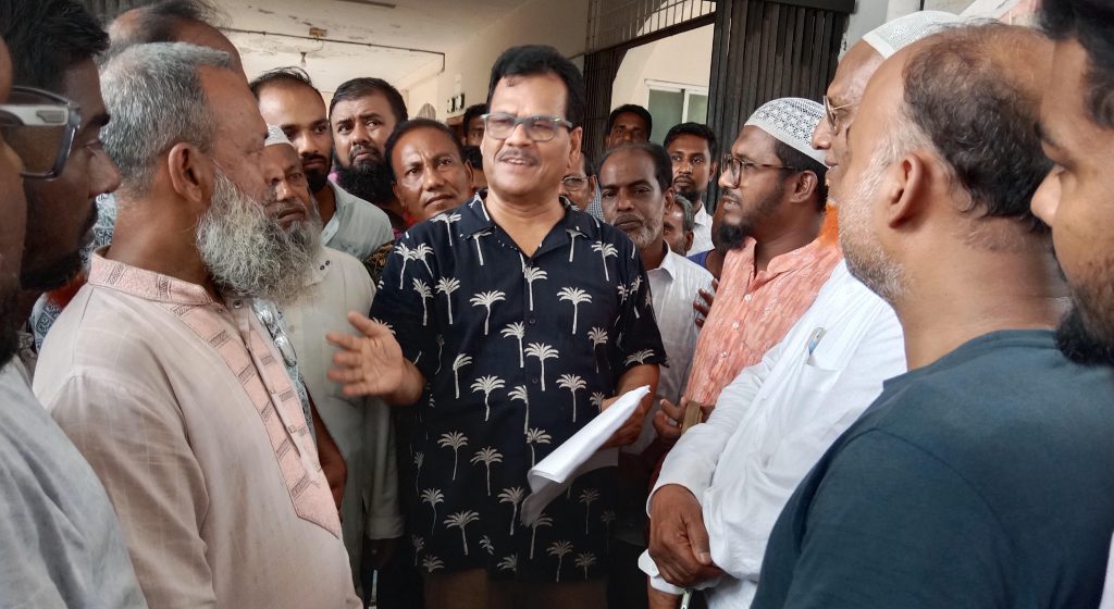 খলিশখালীতে খালকে জমি দেখিয়ে ইজারা বাতিলের দাবি