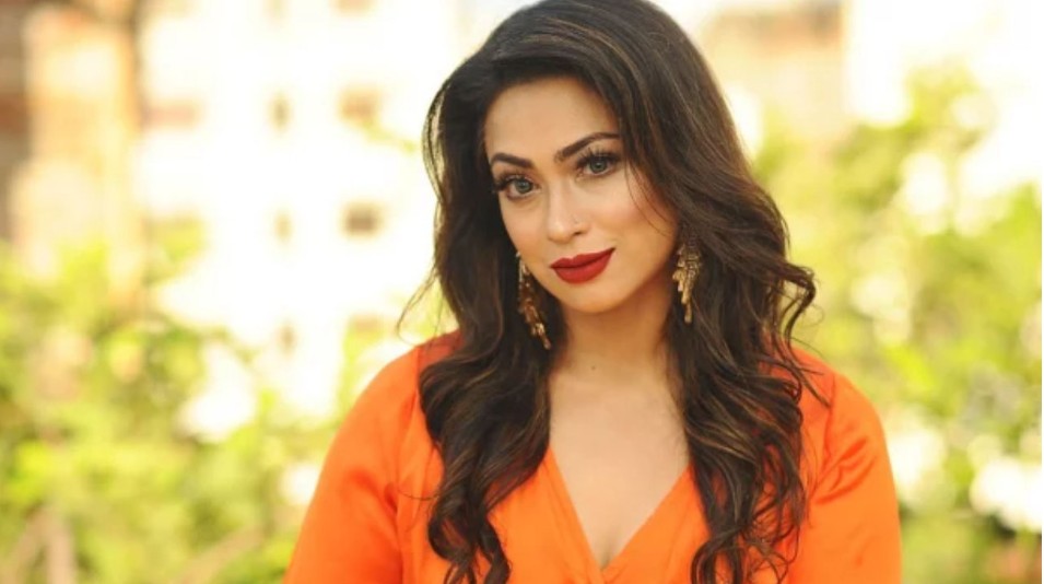 চিত্রনায়িকা পপি বায়োপিক দিয়েই পর্দায় ফিরবেন