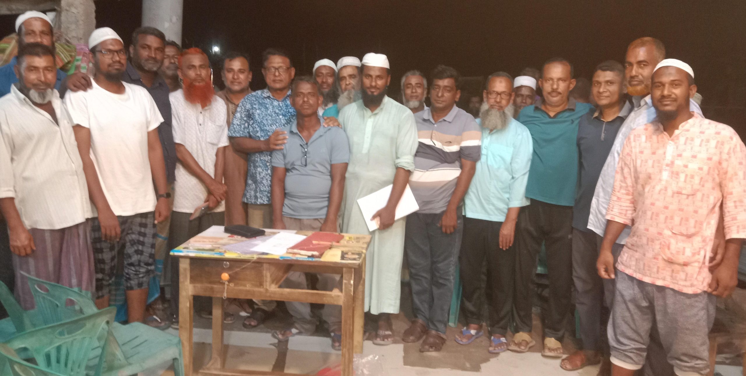 কুলিয়া কাঁচা বাজারের উচ্ছেদকৃত মসজিদটি পুনরায় অন্যত্র নির্মাণকল্পে এডহক কমিটি গঠন