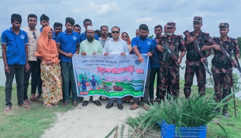 জলবায়ু পরিবর্তন ও বজ্রপাত মোকাবেলায় দেবহাটায় তাল-খেজুরের বনায়ন শুরু