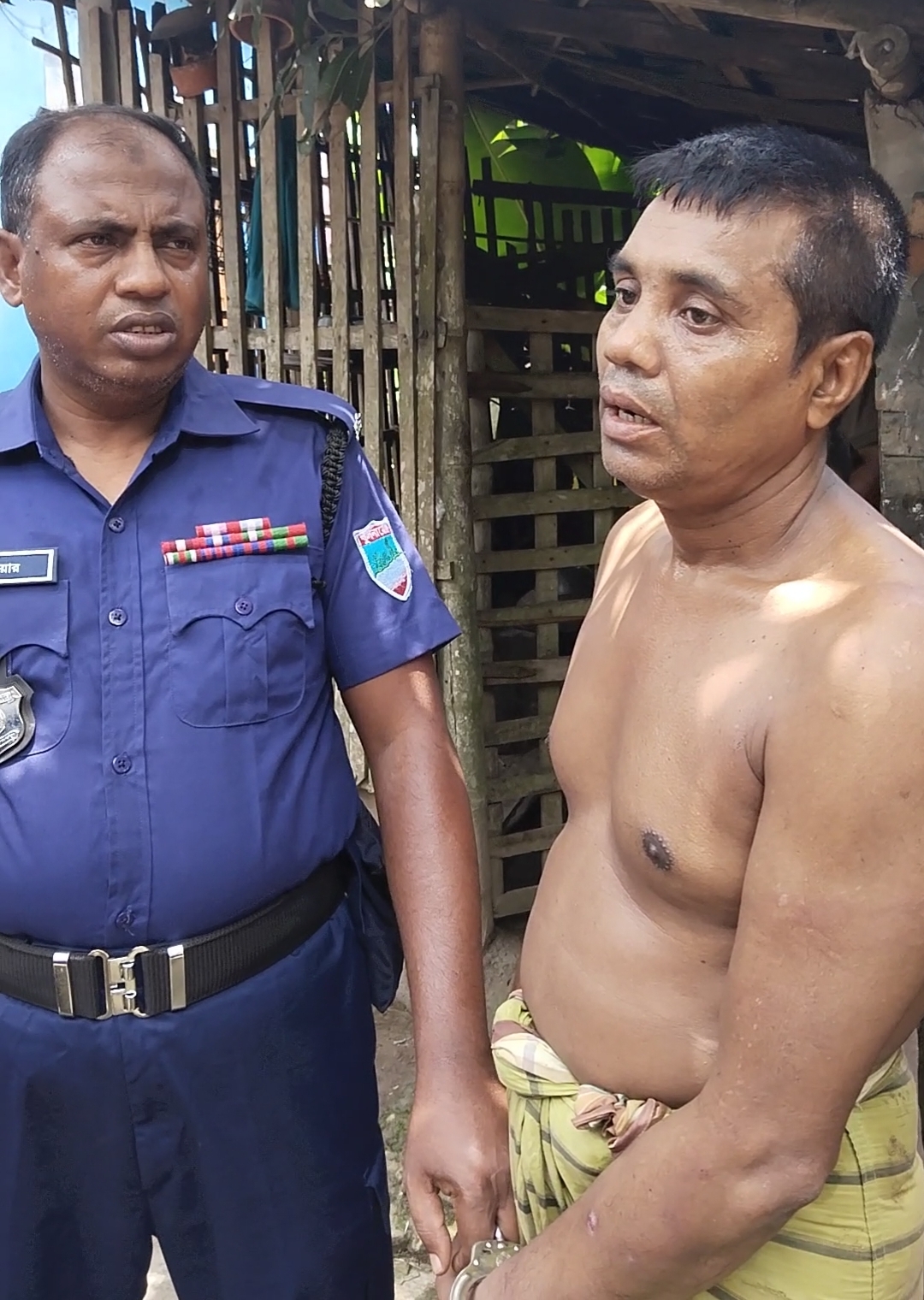 ঝাউডাঙ্গায় মাদক মামলার আসামি আব্দুল খালেক আটক