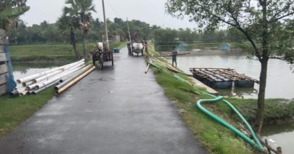 আশাশুনিতে প্রশাসনের হস্তক্ষেপে অবৈধ বালু উত্তোলন বন্ধ