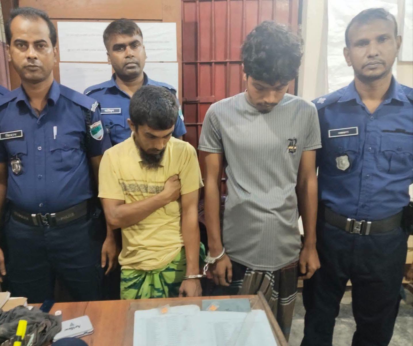 কেশবপুরে ৪৮ ঘণ্টায় ১১ মাদক কারবারি গ্রেপ্তার, ইজিবাইক জব্দ