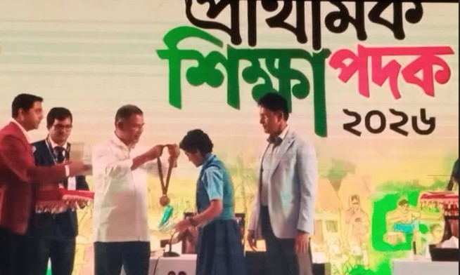 জাতীয় প্রাথমিক শিক্ষা পদকে দেশসেরা চিত্রশিল্পী সাতক্ষীরার জারিন সুবাহ্