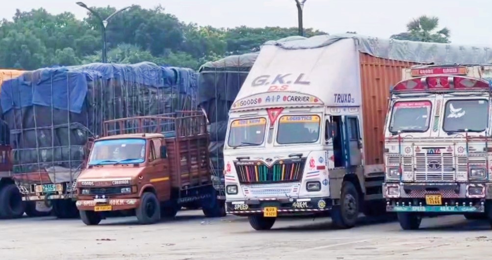 বেনাপোল বন্দর দিয়ে আসছে ভারতীয় সামুদ্রিক ইলিশ