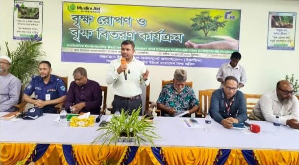 আশাশুনিতে সমাজসেবা অধিদপ্তরের উদ্যোগে বৃক্ষরোপণ