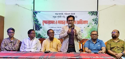 মাহমুদকাটীতে বৃক্ষরোপণ ও ‘গাছের গল্প বলা’ অভিযান