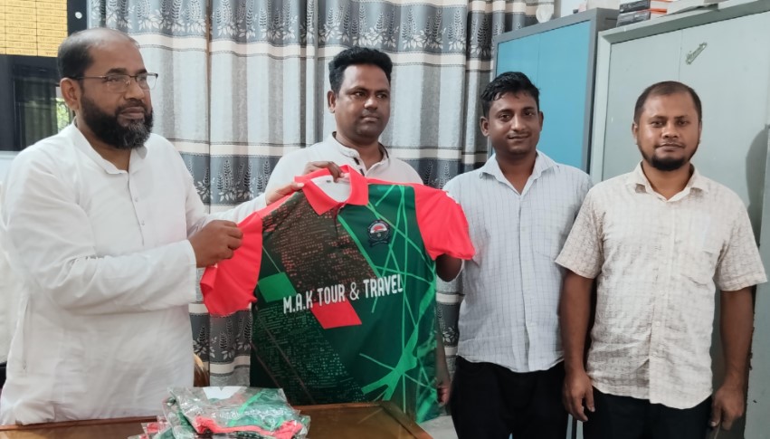 শিশুদের পুষ্টি নিশ্চিত করতে সাতক্ষীরা ইসলামী ব্যাংক হাসপাতালে সেমিনার