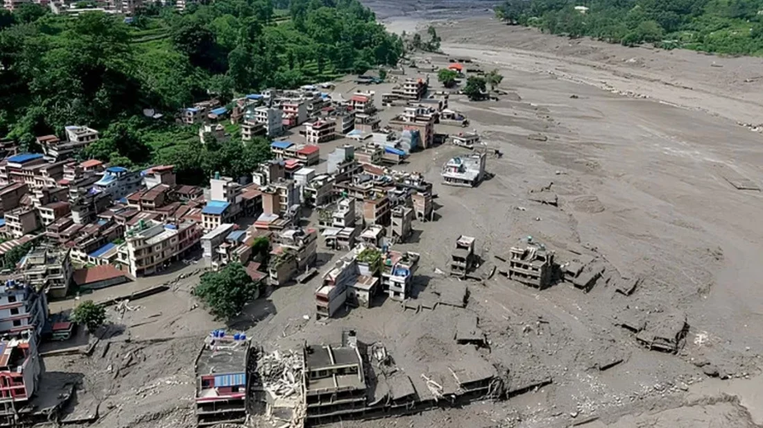 নেপালে বন্যায় নিহত ৯০০ ছাড়ালো, নিখোঁজ ৪৭০০
