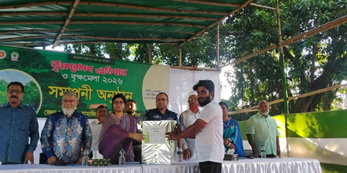 সাতক্ষীরায় ১০ দিনব্যাপী বৃক্ষমেলায় প্রথম পুস্কার পেল সাতক্ষীরা নার্সারি