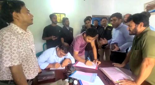 সাতক্ষীরা সার্জিক্যাল ক্লিনিকে র‌্যাবের অভিযানে ৫০ হাজার টাকা জরিমানা, ক্লিনিক বন্ধের নির্দেশ