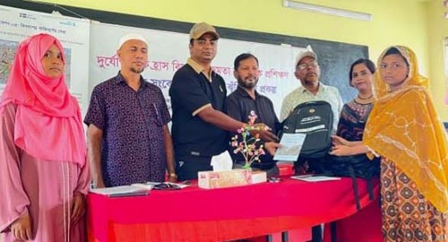 আনুলিয়ায় জেন্ডার সংবেদনশীলতা ও দুর্যোগ ঝুঁকি হ্রাস প্রশিক্ষণ