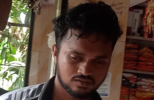 তালায় প্রাইভেট পড়তে যাওয়ার পথে স্কুলছাত্রীকে ধর্ষণচেষ্টা, যুবক আটক