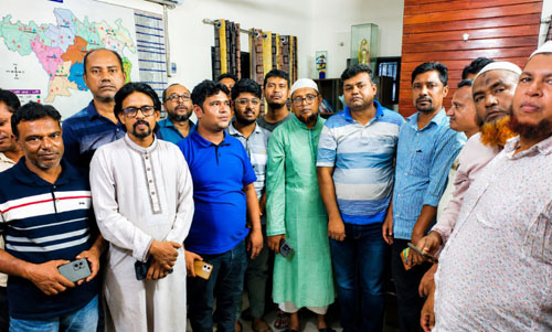 কলারোয়া রিপোর্টার্স ক্লাব নেতৃবৃন্দের সাথে নবাগত ওসির মতবিনিময়