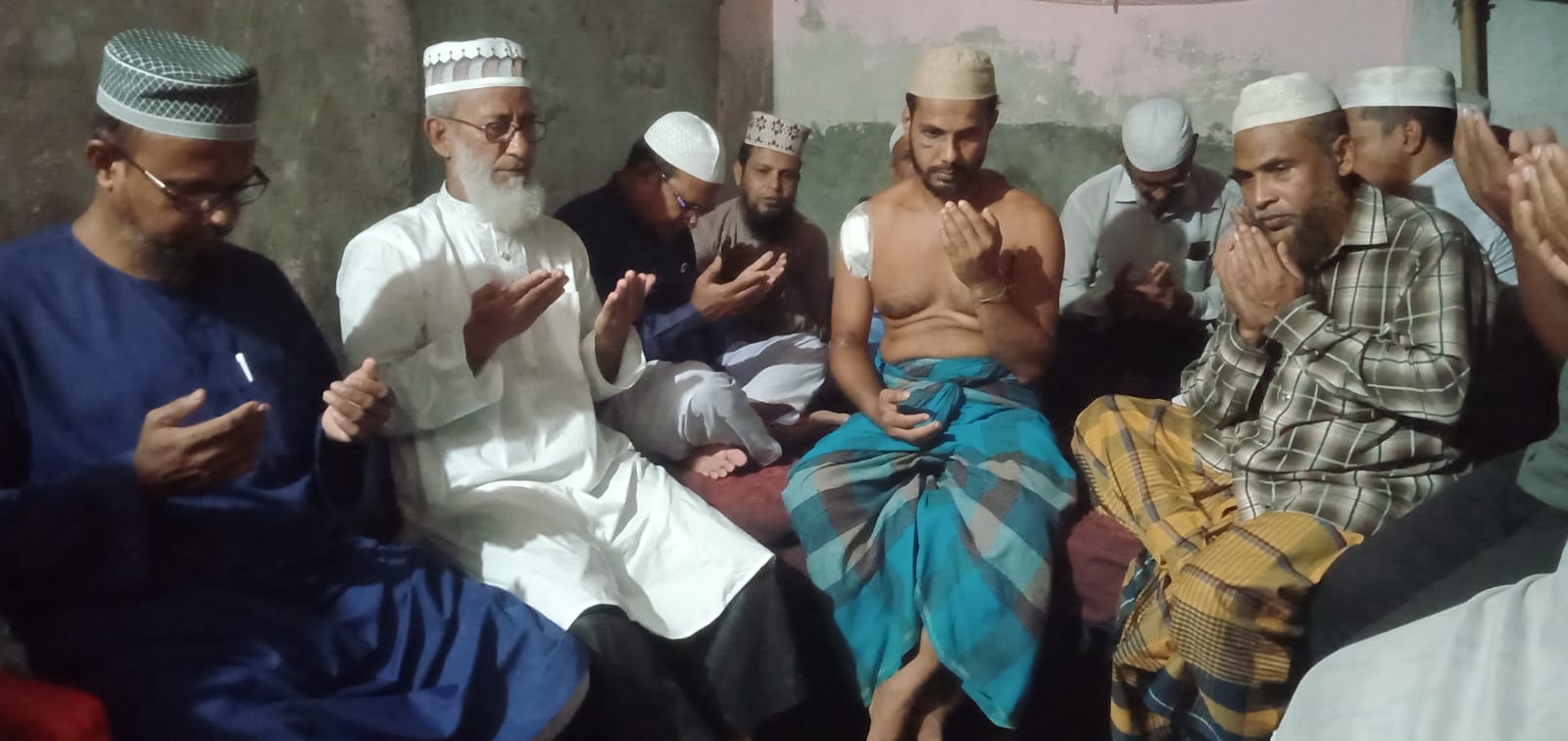 মাদকবিরোধী প্রতিবাদ করে হামলার শিকার জাকিরের পাশে জামায়াত নেতারা