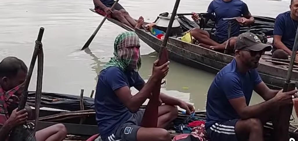 সুন্দরবনে ফের বনদস্যু আতঙ্ক, জেলেদের কাছ থেকে লাখ লাখ টাকা চাঁদা আদায়