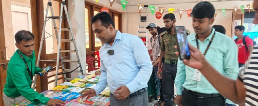 কলারোয়ায় শুরু হলো পাঁচ দিনব্যাপী ভ্রাম্যমাণ বইমেলা