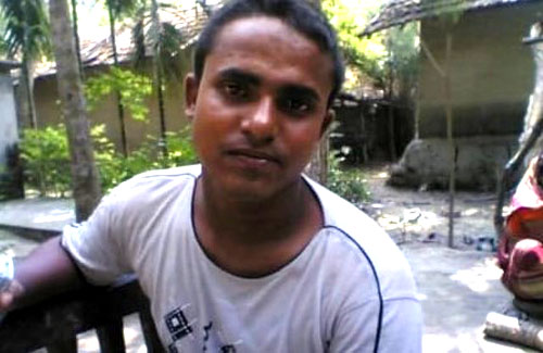 আশাশুনিতে পটকা মাছ খেয়ে একই পরিবারের ৪ জন অসুস্থ, প্রাণ গেল গৃহকর্তার