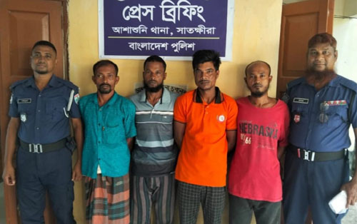 আশাশুনিতে পুলিশের অভিযানে ৪ জন গ্রেপ্তার, ইয়াবা উদ্ধার