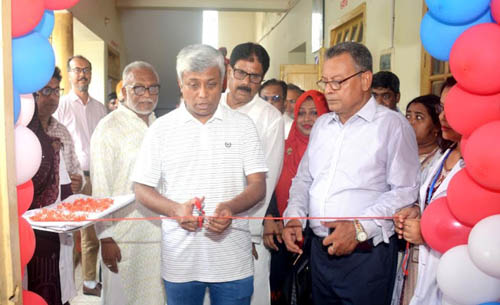 চিকিৎসাসেবা হতে হবে মানসম্মত, নিরাপদ ও আধুনিক যুগের সাথে সামঞ্জস্যপূর্ণ: প্রতিমন্ত্রী অমিত