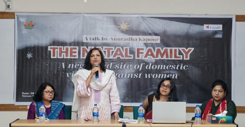 আলোচনা সভায় বক্তারা: ৬৮ শতাংশ নারী বাবার বাড়িতেও সহিংসতার শিকার হন