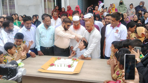 তৃতীয় প্রতিষ্ঠাবার্ষিকীতে সাতক্ষীরা রেসিডেন্সিয়াল স্কুল অ্যান্ড কলেজের আনন্দ র‌্যালি