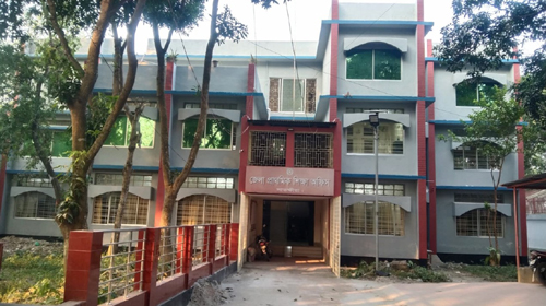 সাতক্ষীরায় প্রাথমিকের ১৯৯ সহকারী শিক্ষকের নিয়োগপত্র প্রদান, বাদ পড়লেন ৪ জন