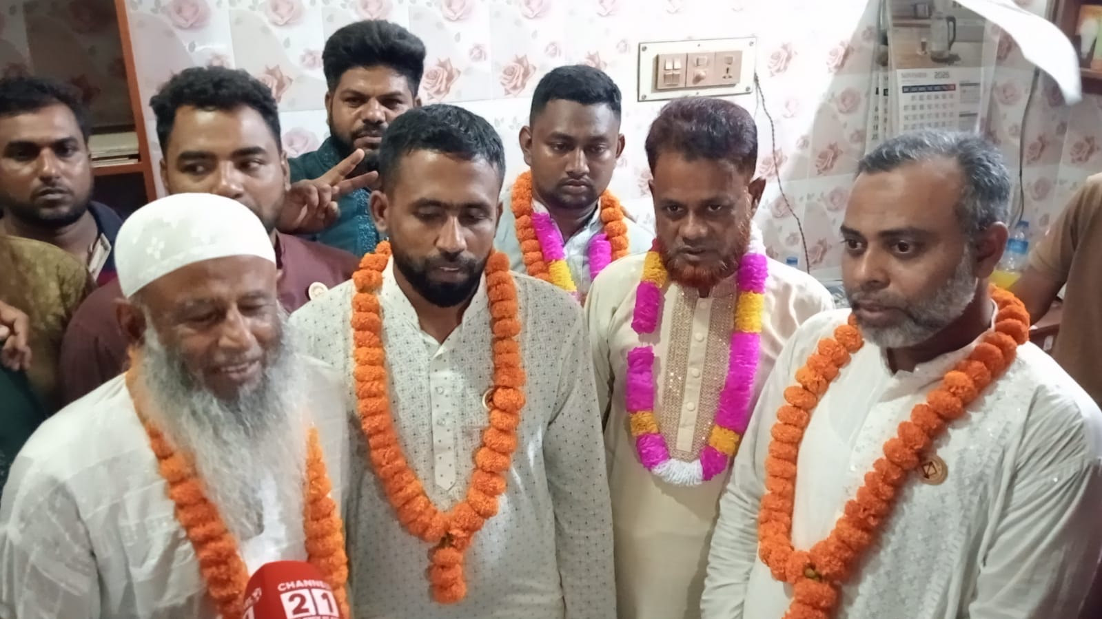 দীর্ঘ ৯ বছর পর আবাদের হাট বাজার কমিটির নির্বাচন সম্পন্ন, সভাপতি গফফার ও সম্পাদক রেজাউল