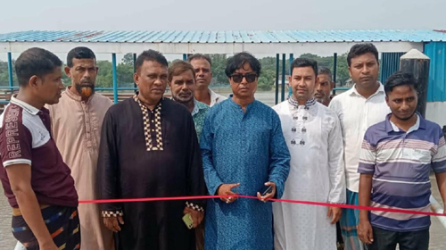কয়রায় ঐতিহ্যবাহী ঘুগরাকাটী লঞ্চঘাটের জেটি নির্মাণ কাজ উদ্বোধন