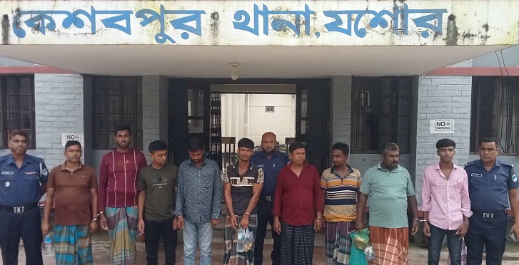 কেশবপুরে গ্রেপ্তারি পরোয়ানা ও মামলার আসামিসহ গ্রেপ্তার ৯
