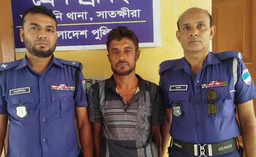 আশাশুনিতে পুলিশের অভিযানে গ্রেপ্তার-এক