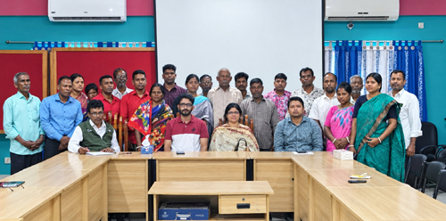 শ্যামনগরে আদিবাসী জনগোষ্ঠীর অধিকার সুরক্ষায় জেলা প্রশাসকের সঙ্গে মতবিনিময়