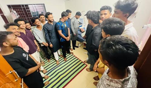 ফুটবল খেলতে গিয়ে আঙুল ভেঙে আহত ছাত্রদল নেতা রিয়াদ, অস্ত্রোপচার সম্পন্ন