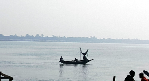 সুন্দরবনে ১০ দিন জিম্মি, ৮০ হাজার টাকা মুক্তিপণ দিয়ে ফিরলেন জেলে