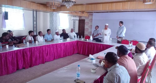 সাতক্ষীরায় হ্যাচারির রং ব্যবহারে কার্যকারিতা নিয়ে মতবিনিময়