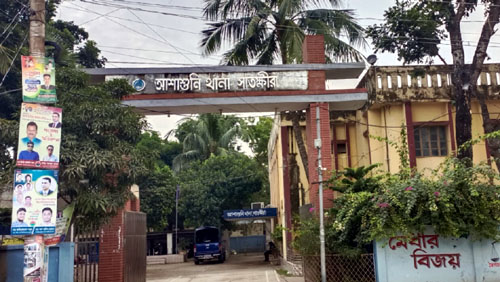 আশাশুনিতে মাছের ঘের দখল, বসতঘরে ইটপাটকেল নিক্ষেপ ও হামলার অভিযোগ