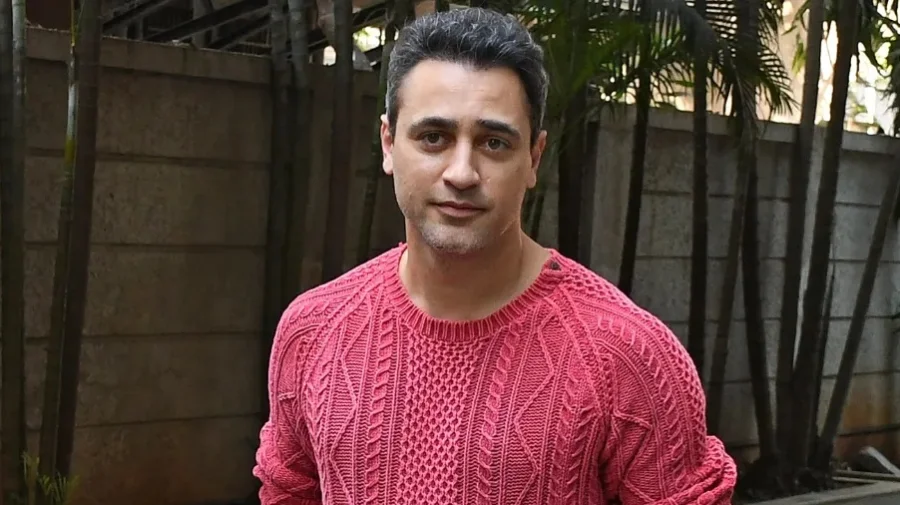 মোদি বিরোধী পোস্ট, ইমরান খানকে ১৫ লাখ রুপির প্রস্তাব!